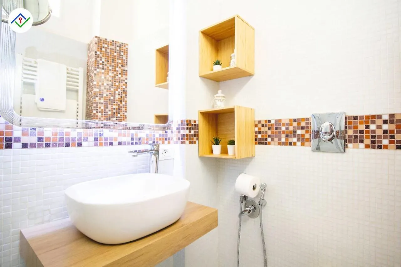 Pisa Tower Apartment