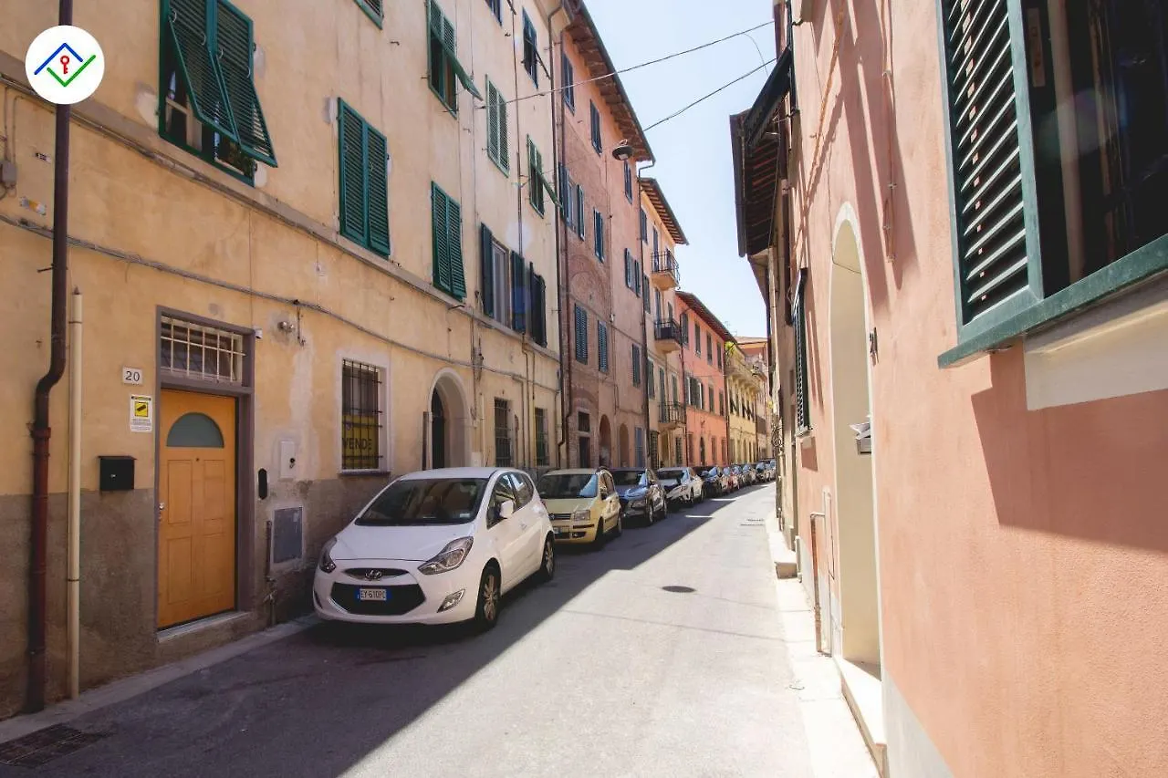 Pisa Tower Apartment Italien